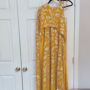 Markarian “Kennedy” Yellow Floral Cape Dress – Size